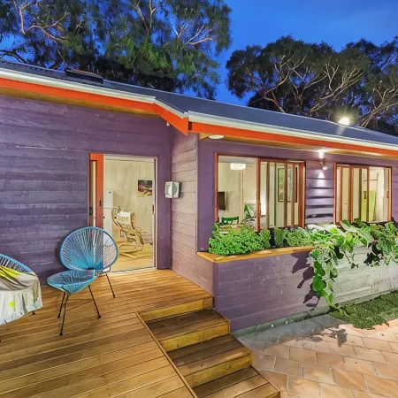 Miss Sunshine Boutique Accommodation Mount MarthaPool, Pet & Kid Friendly