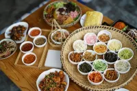 Jinyi Hotel (Guiyang North Railway Station Beida Resources Dream City) - 2성급