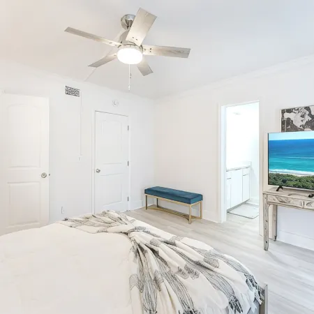 Waterfront Retreat—Views, Pool, Hot Tub, Gym Walk to Beach & Boca Resort!