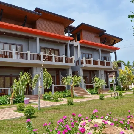Lanta Intanin Resort