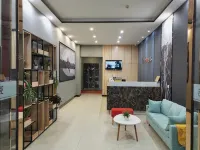 Junyi Chain Hotel (Tianmen baoan palza Store)