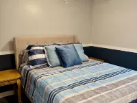 Fisherman’s Paradise at The Lake. Charming 2 bedroom house by the lake in Warsaw Hotels in Benton County