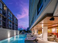 Travelodge Phuket Town Отели рядом с достопримечательностью «Сентрал-Фестивал-Пхукет»