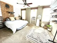 3-bedroom house in charming St. Louis historic district Free shuttle to games - Bungalows