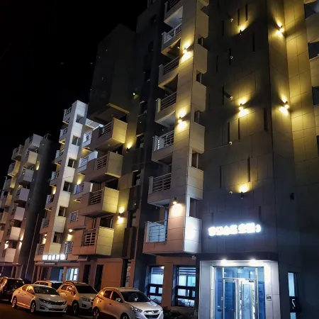 Jeju Moseulpo Hotel Отели рядом с достопримечательностью «Гора Сонгаксан»