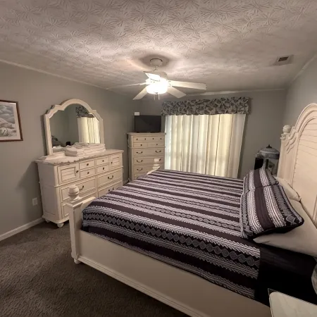 Lake Cumberland Cozy 1 Bedroom 7-3 Woodson Bend Resort Condo Bronston Ky