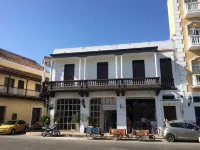 Hostal 1811 Các khách sạn ở 