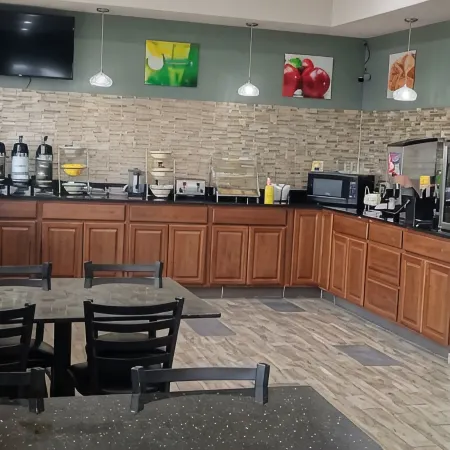 Quality Inn Отели в г. Ламар