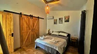 AA Jungle Guesthouse Deluxe - Pet friendly