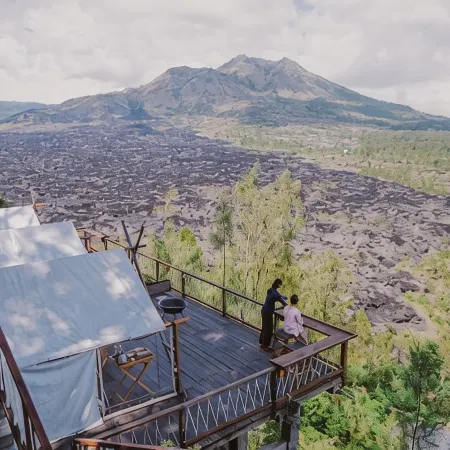 Alam Caldera Camp & Resto