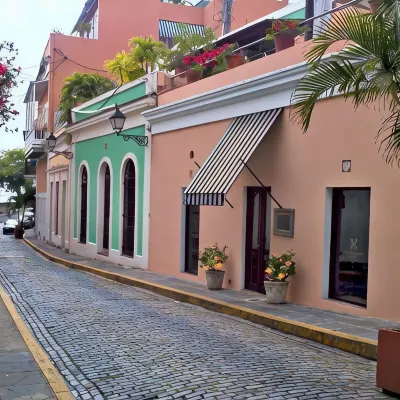 Villa Herencia Hotel Hotels near National Gallery