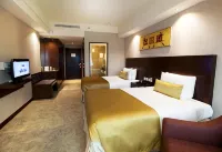 Widus Hotel Clark