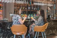 CLAYTON HOTEL BRISTOL CITY - Bars
