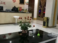 Queshan Junyue Express Hotel