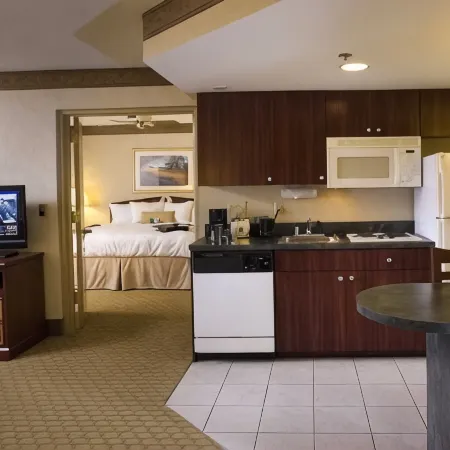 Hampton Inn & Suites Asheville Airport