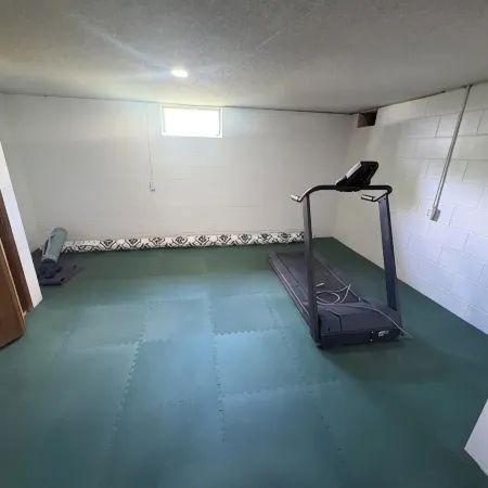 Welcoming Updated 3-Bedroom House Close to Downtown Clear Lake and City Beach! Отели в г. Клир Лейк