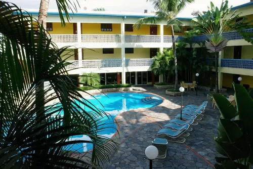 Acuarium Suite Resort