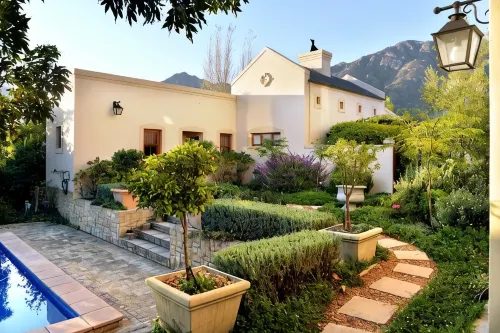 Petit Plaisir Cottage