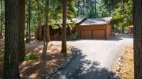 Country Lake Retreat. Special Rate. Book Now.