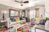 Peppertree Retreat only 3 miles toOU Book your OU event stay now! - บังกะโล
