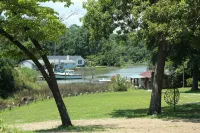 On The New River Newly Renovated 3 bedroom, 1 loft 3.5 bath and dock