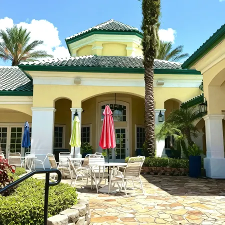 Wonderful apartment 10 minutes from Disney