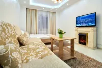EuroUyut In A New House Bright Apartments - 2-Star