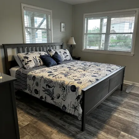 Beautiful Remodeled Home!  Close to the Beach!