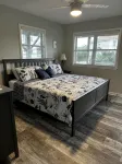 Beautiful Remodeled Home!  Close to the Beach! - gimnasio