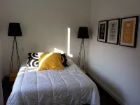 Apartment overlooking the port in the heart of Granville - พร้อมWifi