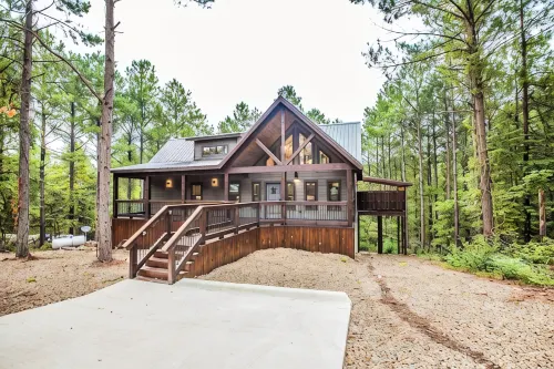 Elegant Couples Cabin, Magnolia Design, 5-Star Amenities - 4-Star