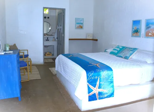 Ocean access waterfront home with TIKI Ranch and Pool. Pet friendly! - 2-Sterne