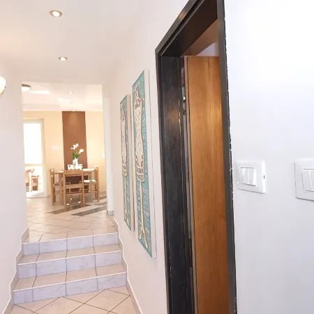 Large apartment just 300m from the beach in Porec