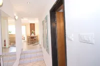 Large apartment just 300m from the beach in Porec - 2-Star
