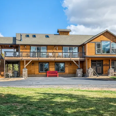 20 acres private ranch with Mountain View’s
