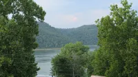 WOW! Lake View AND Lake Access in a newly renovated beautiful home - 3-Star