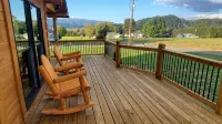 3BD/2.5BA Tennessee Mountain Trout Lodge by Watauga Lake & River