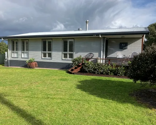 Walpole House is a cosy getaway by the Walpole inlet with a large backyard. Hôtels à : Walpole