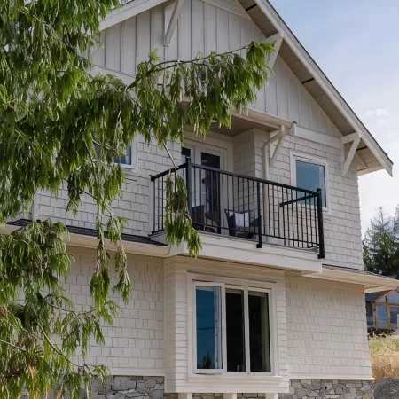 Seabreeze Haus Lantzville (Entire Guest-Suite)