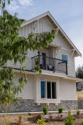 Seabreeze Haus Lantzville (Entire Guest-Suite)