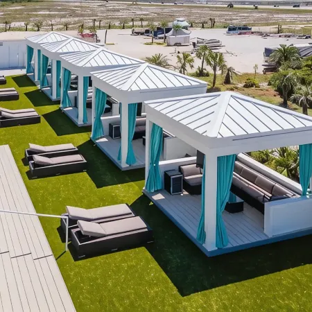 Vibrant and Luxurious 2-bedroom condo in Fabulous Tropical Orange Beach