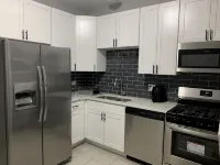 Comfy 4 bedroom Apartment in the center of CHICAGO! 15 mins from Downtown!