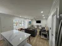 Renovated Beach Villa 671. Steps away from the beach. Sleeps 6. WiFi. Laundry - 3-Star