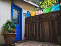 Savasana Surfer's Retreat - Homestays