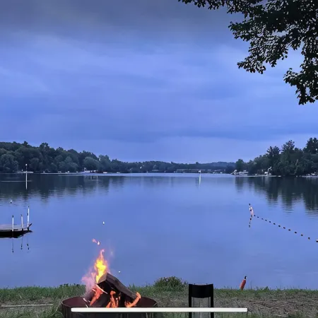 Lakefront Home on Woodstock Way