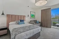كواليتي إن وانجاراتا جيت واي