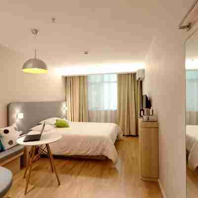 Biznotel by Pride Bharuch Rooms