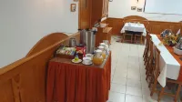 Hotel Baross - พร้อมอาหารเช้า