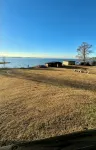 Private lakefront home with amazing views! - Homestays