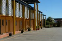 Greens Motel